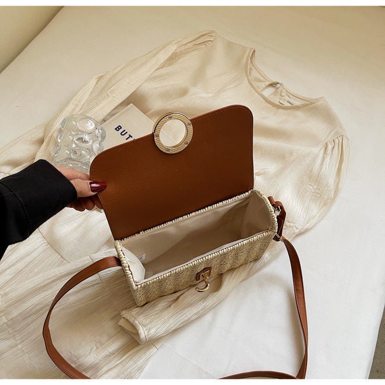 Round-mouth woven small square bag