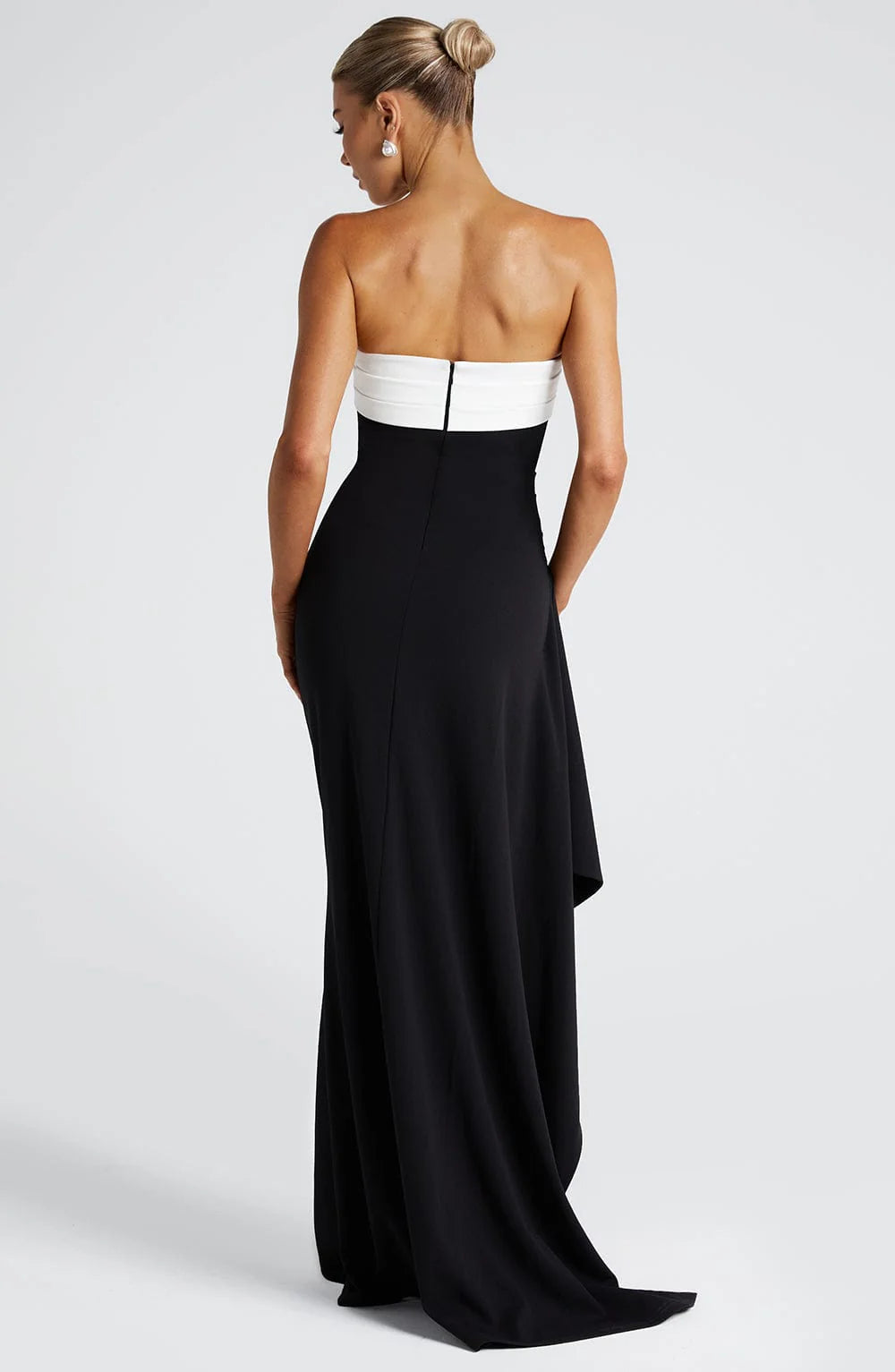 Black and White Sheath Dress