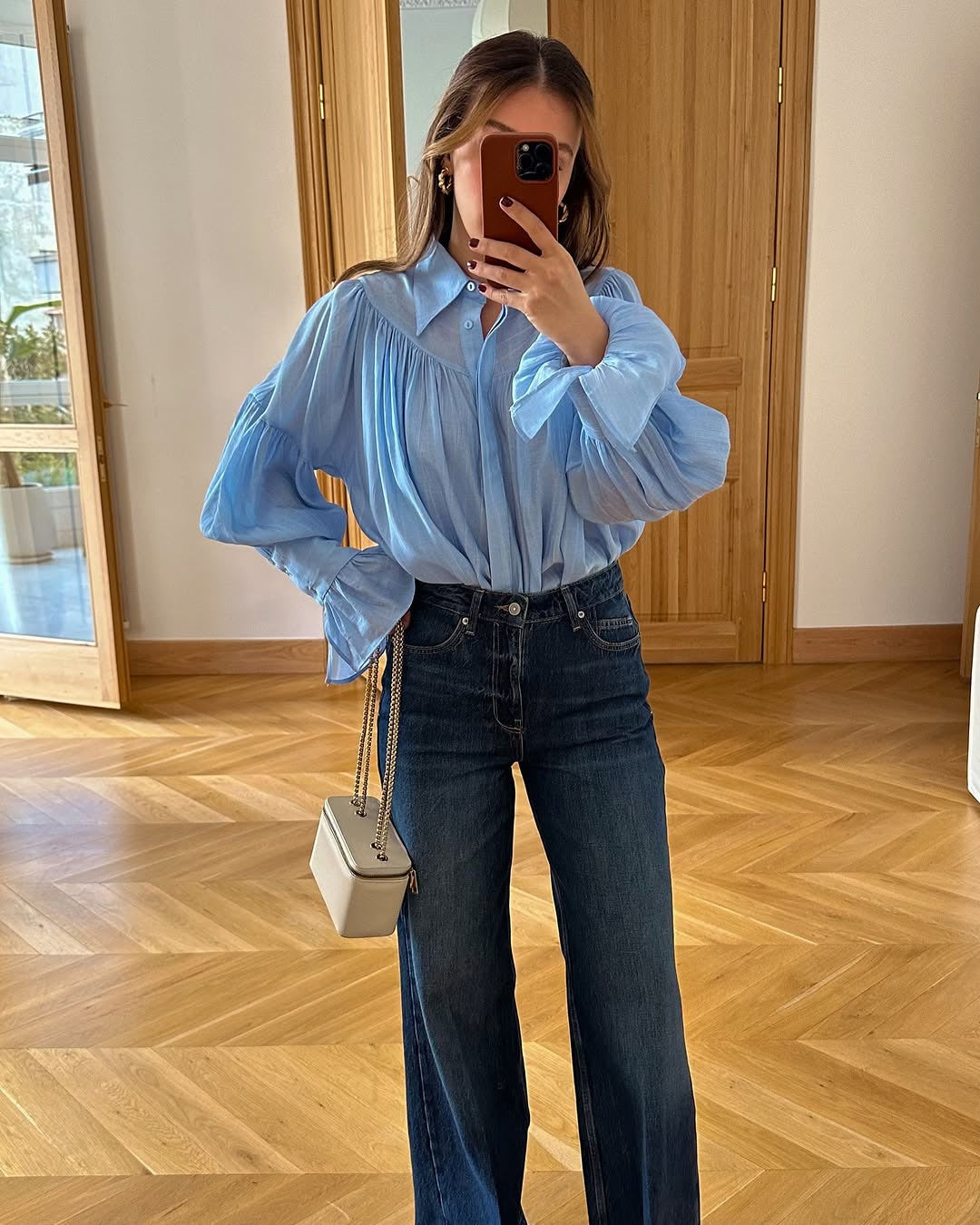 Chic Lantern Sleeve Blouse