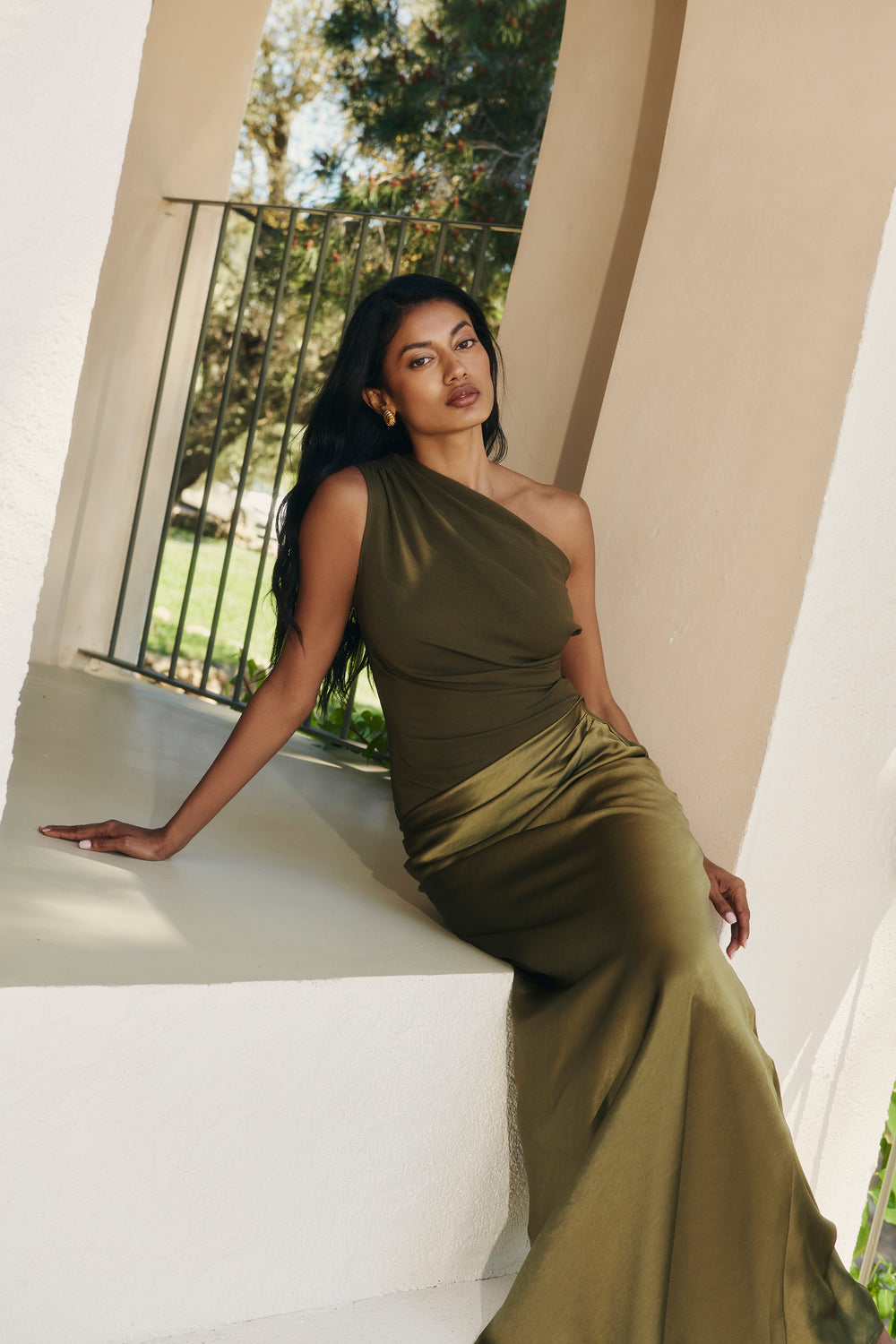 Spliced Backless Midi Dress