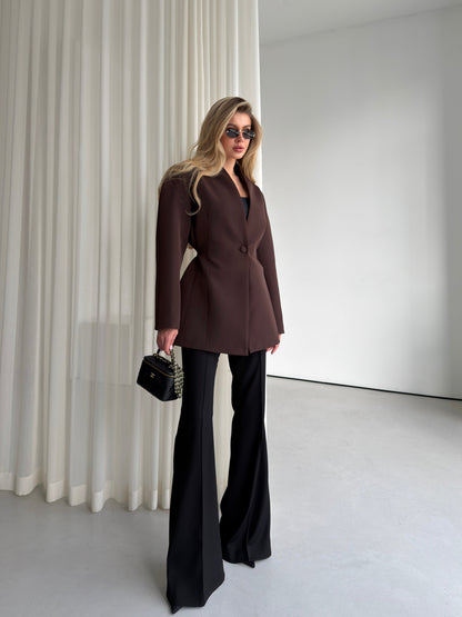 Elegant V-Neck Hourglass Blazer – Tailored Slim Fit Suit Jacket