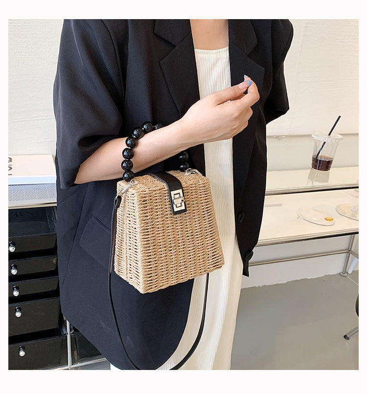 Fashionable beaded handbag