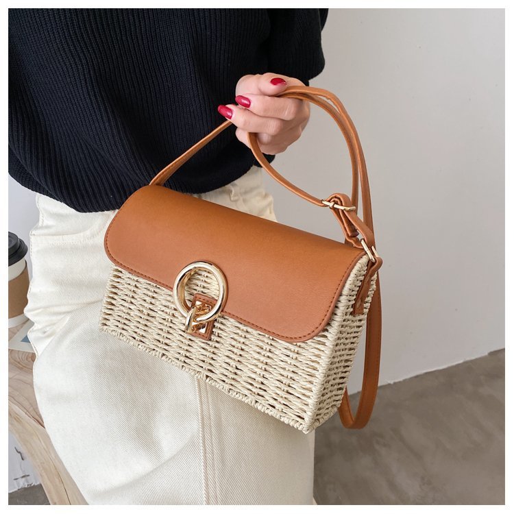 Round-mouth woven small square bag