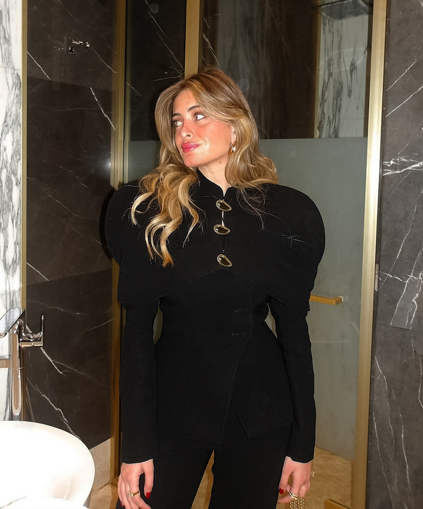 Chic Autumn Elegance – Slim-Fit Black Blazer for Women (Small Fragrance Style)