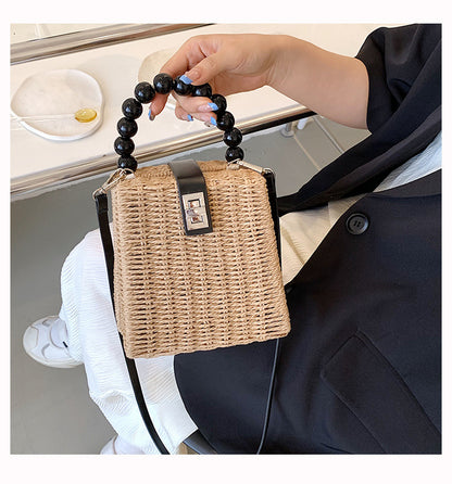 Fashionable beaded handbag