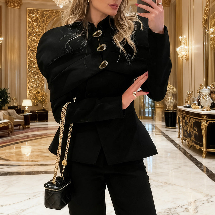 Chic Autumn Elegance – Slim-Fit Black Blazer for Women (Small Fragrance Style)