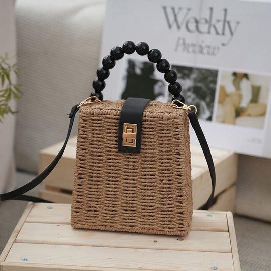 Fashionable beaded handbag