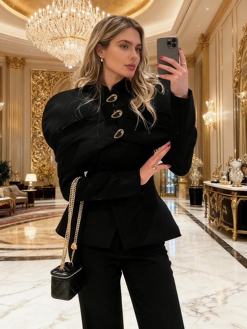 Chic Autumn Elegance – Slim-Fit Black Blazer for Women (Small Fragrance Style)