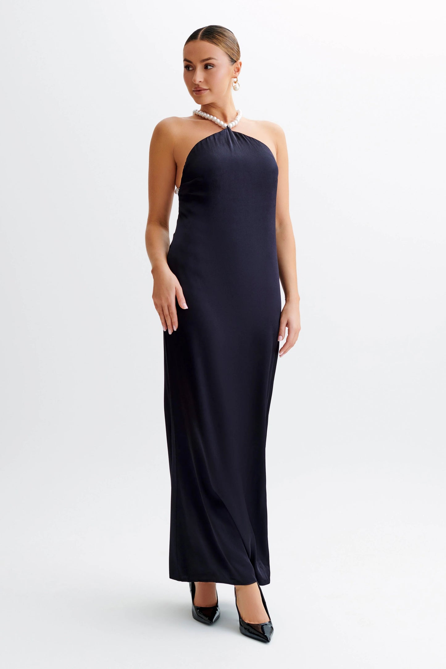Elegant Pearl Backless Dress