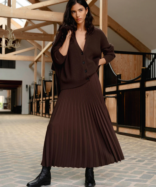 Timeless Pleated Skirt